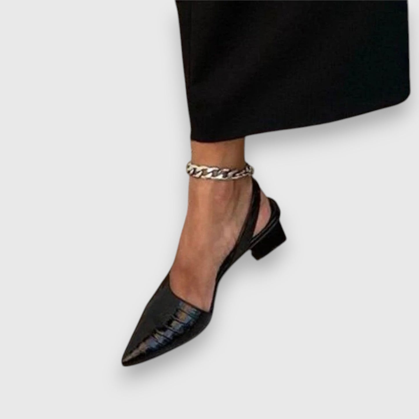 Nora – Vintage Slingback Pumpy